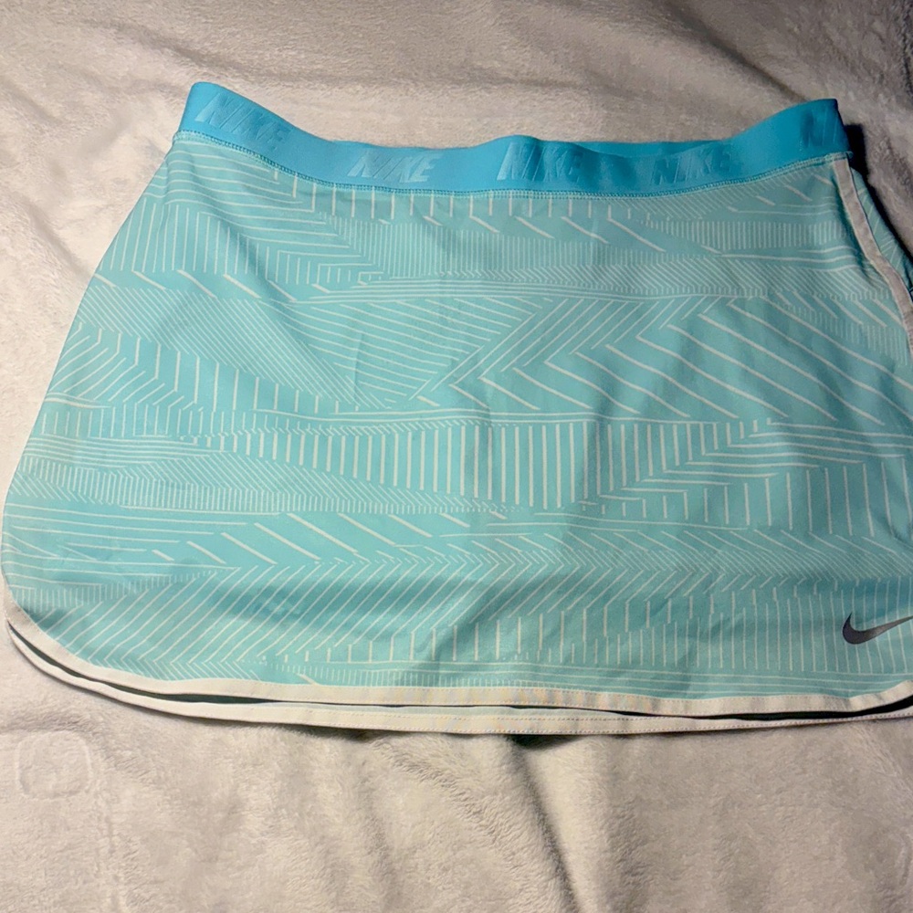 Nike Women's Aqua Patterned Mini Skirt